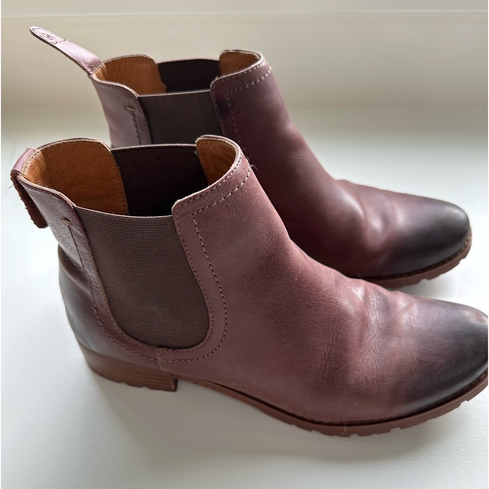 Sofft Selby brown boots.  11 M